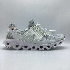 On Cloud Cloudswift sneakers Womens size 8.5 (Make offer)